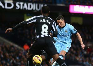 سمیر نصری|منچستر سیتی 5 - 0 نیوکاسل / لیگ جزیره