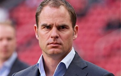 دی‌بوئر: هیدینک باید اخراج و بلیند جانشین او شود
