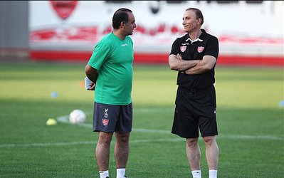 کریمی را به عنوان بازیکن می‌خواهم نه مربی/ در 90 بازی به استقلال نباخته‌ام!