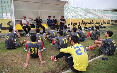 دوستی‌مهر 28 بازیکن را به اردوی تیم جوانان فرا خواند