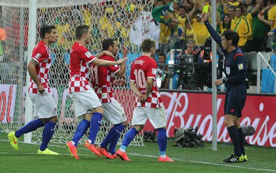 انتقاد مارکوس مرک از داور افتتاحیه