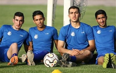 پدیده‌های استقلال همچنان در خوابگاه بدون کولر!