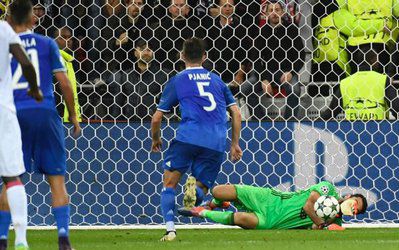 هفته چهارم لیگ قهرمانان اروپا | شب درخشش کهکشانی‌ها در ورشو / چهار تیم به دنبال جشن صعود