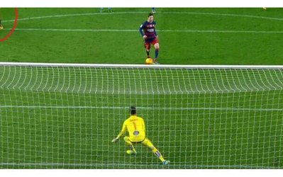 داوری عجیب به نفع بارسا، چگونه پاس گل مسی از نقطه پنالتی مردود نشد؟