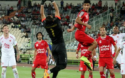 بنگر: از نیمکت‌نشینی ناراحتم اما این تشخیص مربی است