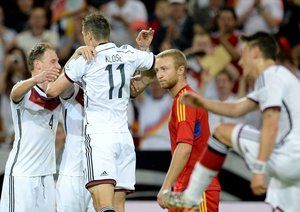 ميروسلاو كلوزه|شادمانی بازیکن کهنه کار و گلزن آلمان میروسلاو کلوزه بعد از باز کردن دروازه حریف.