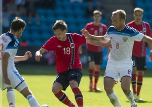 دمیتری كومباروف