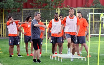 زمان آغاز تمرینات پرسپولیس شنبه مشخص می‌شود