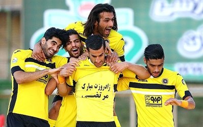 لیگ برتر | سپاهان 4 - پرسپولیس 2 / صدر جدول زرد شد / طلسم اصفهان برای پرسپولیس شکسته نشد