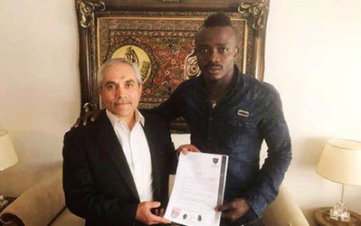 درخواست طاهری از تاج برای ثبت قرارداد منشا رد شد!/ پرسپولیس برای ثبت قرارداد بازیکنان داخلی هم مشکل دارد