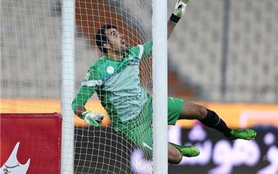 صادقی:به اصفهان برگردم فقط در ذوب‌آهن بازی می‌کنم