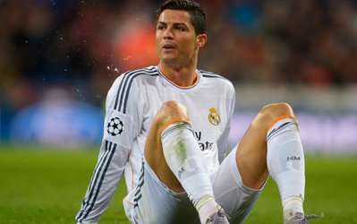 احتمال پارگی تاندون پای رونالدو/ کریس ال‌کلاسیکو را از دست می‌دهد