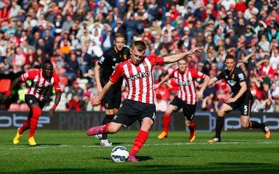 لیگ جزیره | ساوتهمپتون 2 - هال‌سیتی 0 / تاتنهام 0 - آستون‌ویلا 1 / صعود شاگردان کومان به رده‌ی پنجم / شکست اسپرز در خانه