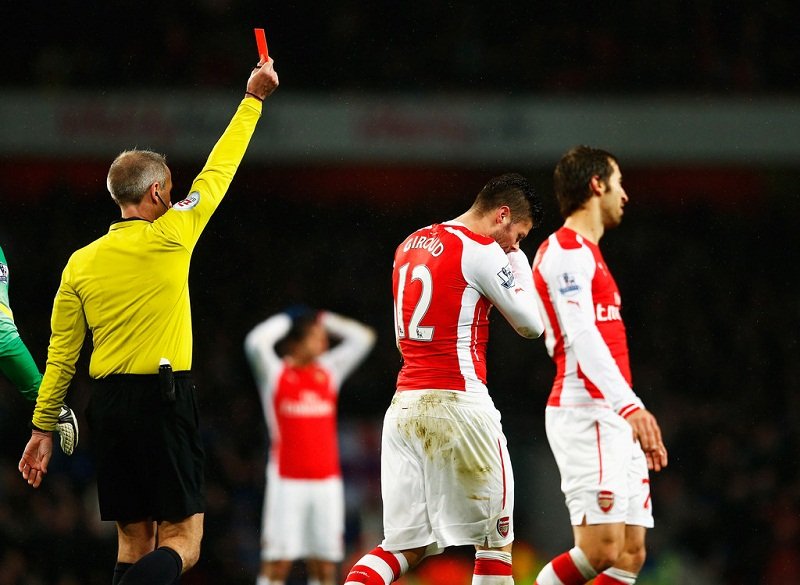 Giroud - Red Card (Arsenal - QPR) (18).jpg