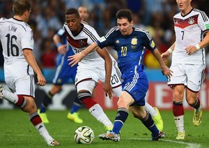 لیونل مسی - فیلیپ لام