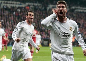 راموس|سرخیو راموس پس از گلزنی رئال در پیروزی 4-0 برابر بایرن در بازی برگشت از مرحله ی نیمه نهایی شادمانی می کند.