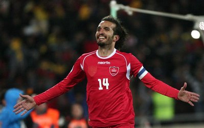 وضعیت کاپیتان پرسپولیس برای همکاری با این تیم پس از مشخص شدن اسپانسر معلوم می‌شود