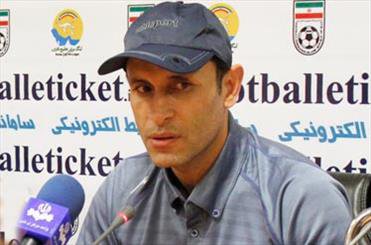 بازگرداندن ذوب‌آهن به روزهای اوج سخت است/ تیم ملی مردم را خوشحال کند