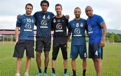 بازیکن سابق و محبوب پرسپولیس همبازی الحاجی دیوف شد / ایمون زاید به تیم صباح پیوست