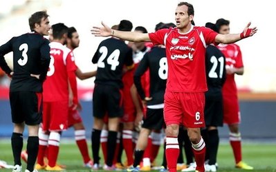 بنگر: باشگاه پرسپولیس فقط به فکر جذب دفاع وسط است / هواداران نبايد نگران باشند