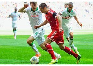 ریبری - کلمنس فریتز|و باز هم شاهد فرارهای تیز فرانک ربیری در این دیدار بودیم