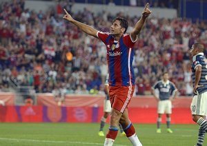 کلودیو  پیزارو