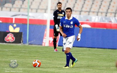 خرسندنیا : استقلال باید بازی با پرسپولیس را ببرد