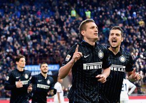 نمانیا ویدیچ|اینترمیلان 3 - 1 جنوا / سری آ