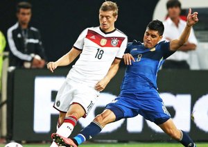 انزو پِرز - تونی کروس