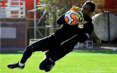 نیلسون یک فصل دیگر در پرسپولیس ماندنی شد