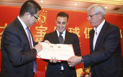 کاناوارو جانشین لیپی در گوانگژو اورگراند