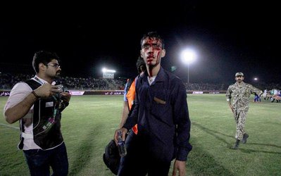 یادداشت روز | چرا فوتبال را از تماشاگرانش محروم می کنید؟