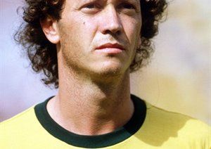 جام جهانی 1982|فالکائو، پیش از یکی از بازی های تیم ملی برزیل در جام جهانی 1982.