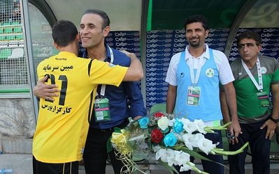 لیگ برتر | گل‌محمدی: به بازیکنانم به خاطر داشتن انگیزه تبریک می‌گویم