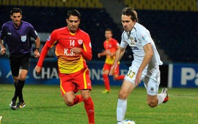 شهاب کرمی پس از تمدید قرارداد با فولاد: همچنان تصمیم به لژیونر شدن دارم