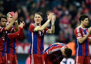 شادی بازیکنان بایرن|بایرن مونیخ 7 - 0 شاختار دونتسك / لیگ قهرمانان