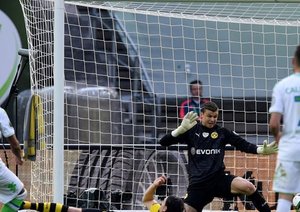 لوئیز گوستاوو|بوروسيا دورتموند 1 - 3 وولفسبورگ / جام حذفی