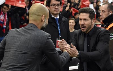 یادداشتی در ستایش و نکوهش سیمئونه؛ چاقویی در میان دندان!