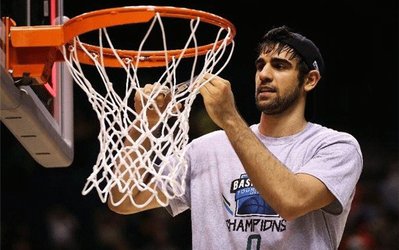 پاسخ ارسلان کاظمی به فدراسیون بسکتبال: سربازم و نمی‎توانم بیایم