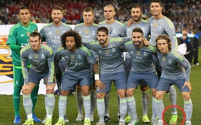 سوژه روز | رونالدو باز هم روی پنجه پا عکس گرفت!