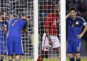 لیونل آندره مسی|عکس العمل ستاره آرژانتین مسی در بازی با ترینداد و توباگو.