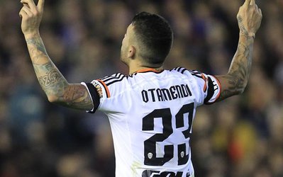 یونایتد دست از اوتامندی کشید