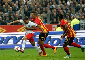 لوکاس مورا|لنز 1 - 3 پاریس سن ژرمن / لوشامپینه