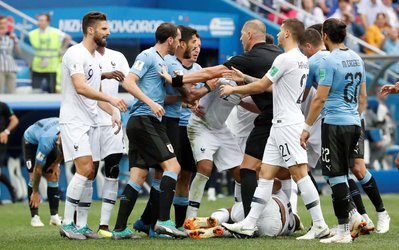 جام بیست‌و‌یکم | تحلیل و بررسی بازی فرانسه-اروگوئه