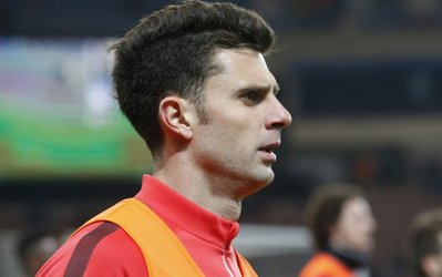 موتا: ماهیانه 770 هزار یورو بدهید که تمدید کنم!