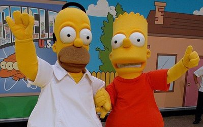 اعتراض هواداران رایو وایکانو با سیمپسون‌ها