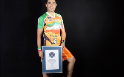 دعوا بر سر رکورد روپایی زدن/حب‌درویش: رکوردار جهان منم نه فخاری