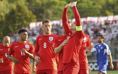 مقدماتی یورو 2016 | سان‌مارینو 0 - انگلیس 6 / روسیه 1 - سوئد 0 / صعود سه‌شیرها با شش‌تایی کردن سان‌مارینو / بازگشت روسیه