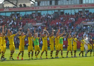 شادی بازیکنان دورتموند|اینگولشتاد 0 - 4 بوروسيا دورتموند / بوندسلیگا