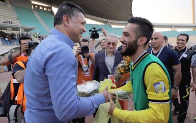 صادقیان: دایی گفت فصل بعد باید در اروپا بازی کنم